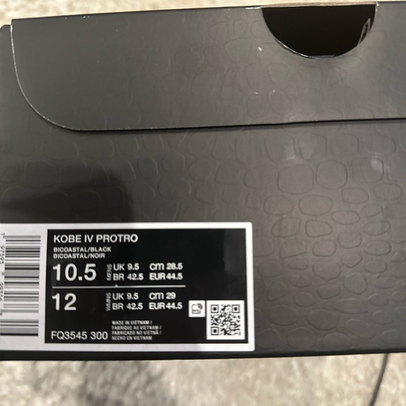 NIKE x Kobe 4 Protro ‘Girl Dad’ - Picture 2 of 13